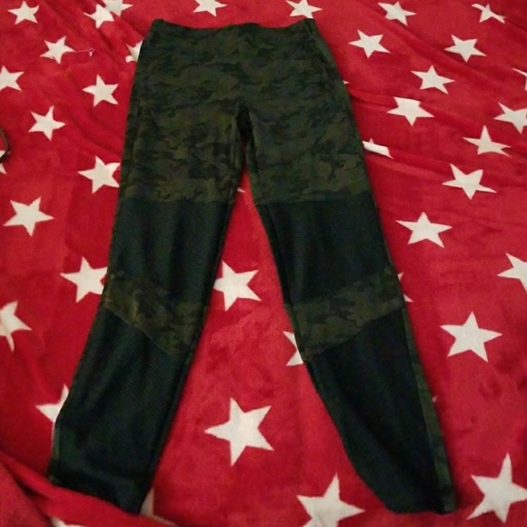 Therapy performance Camo leggings - Picture 2 of 4